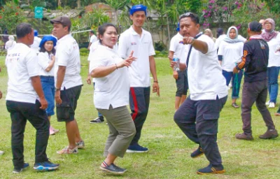 Lingkungan Kerja Agung Logistics